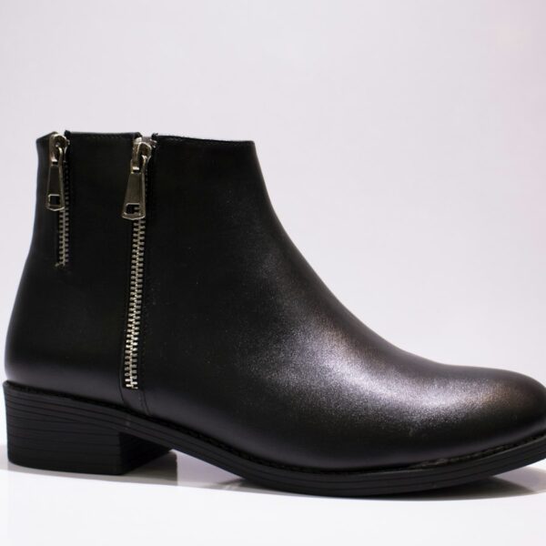 Women's Everyday Ankle Boots in Black
