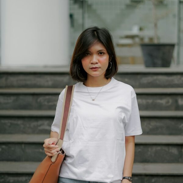 Women's Relaxed Crew-Neck T-Shirt in White
